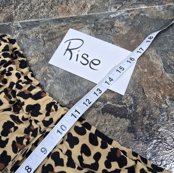 emme Jordan cheetah print lounge shorts women's size Large - Picture 3 of 9